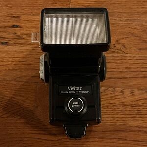 Vivitar 285HV Flash for SLR Cameras (Black)